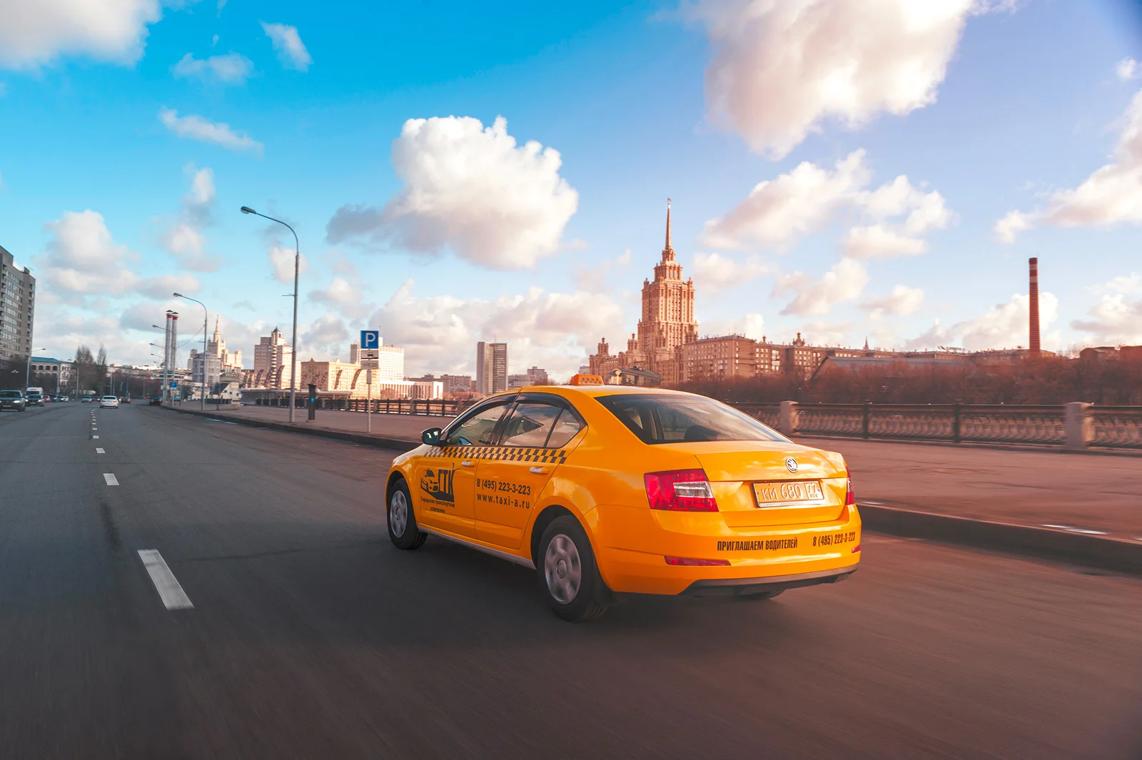 Пример рекламной съемки автомобиля